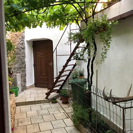 Andrije Krsula 51 Apartman